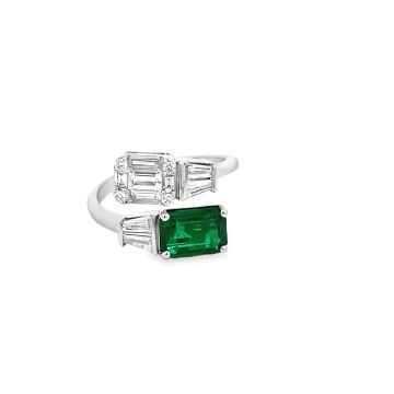 18K White Gold Ring with 1.31ctw Emerald and 0.53ctw Diamonds