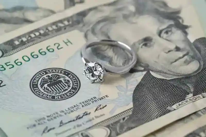 how to sell your engagement ring